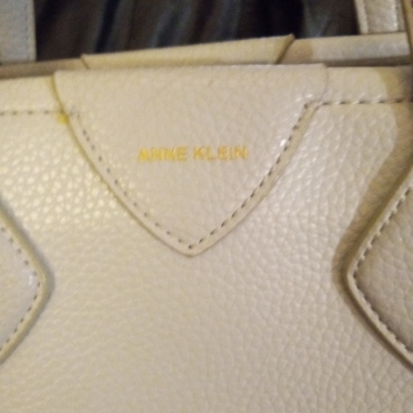 Anne Klein Tote - Picture 14 of 16
